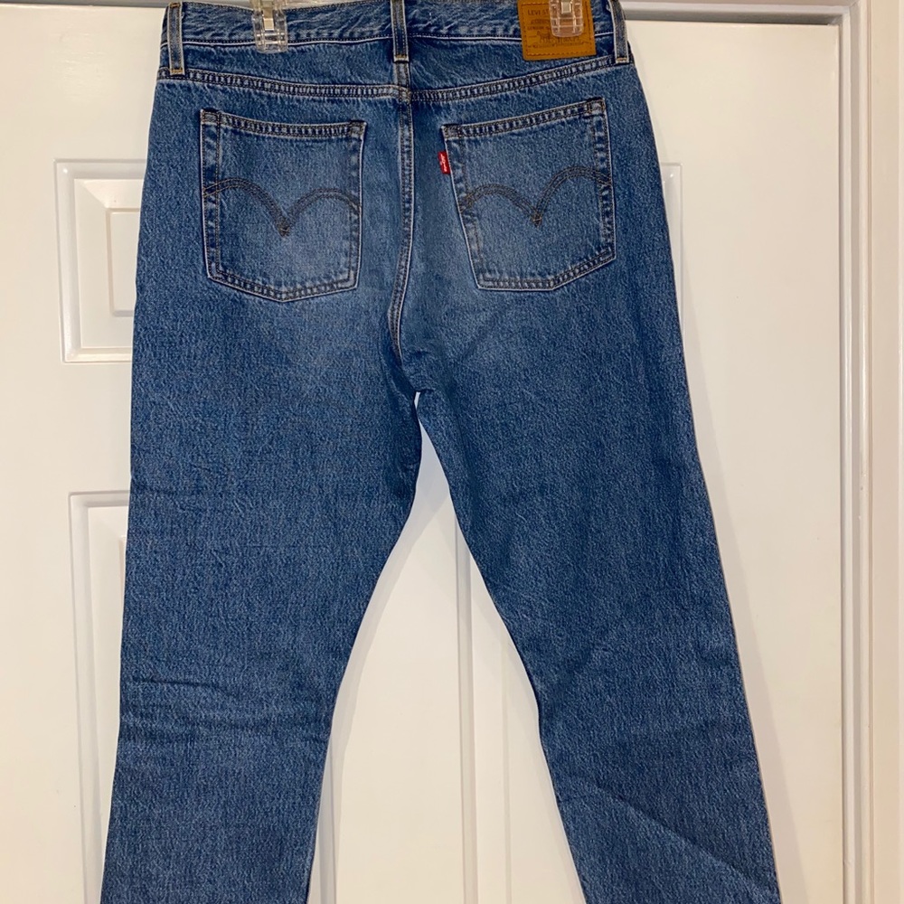 Levi’s wedgie fit jeans